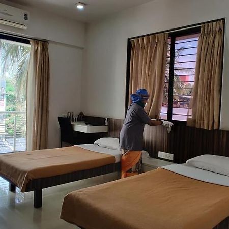 Aashiyana Inn Nashik Exterior photo