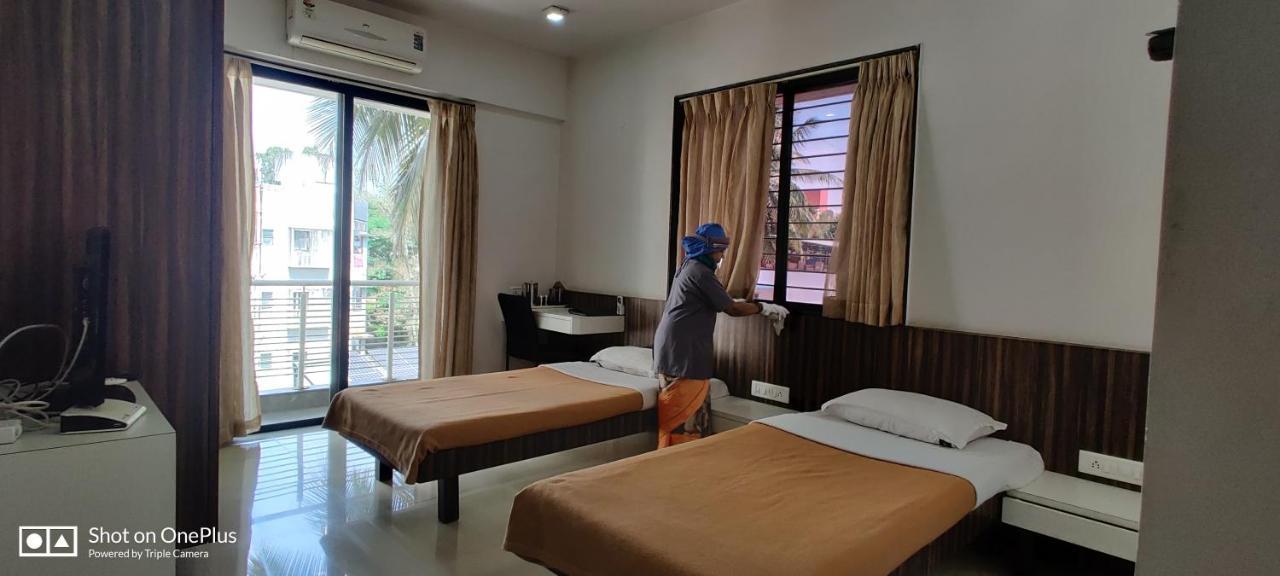 Aashiyana Inn Nashik Exterior photo